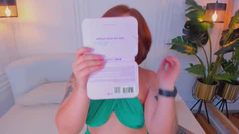madissonmoore5 online show from October 2, 2025, 2:24 pm