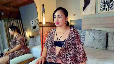 MADISSOONE  online show from May 14, 2026, 1:34 am