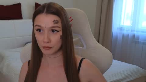 Snapshot of madissson chatting on January 21, 2025, 11:56 am Madi Soon online show from January 21, 2025, 11:56 am