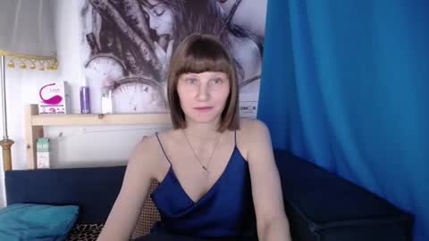 Elizabeth online show from December 4, 2024, 4:43 am