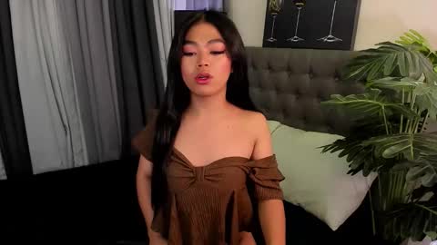 madonnajhonson online show from October 18, 2025, 9:10 am