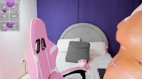 mady_collins online show from March 4, 2025, 5:24 pm