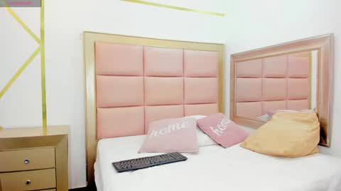 Mady online show from January 18, 2025, 2:03 am