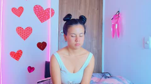 mady  online show from October 15, 2025, 4:45 am