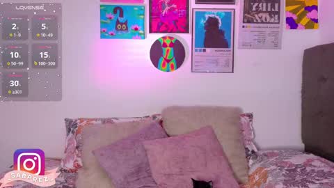 Snapshot of mady_malkovax chatting on October 2, 2025, 9:11 pm Mady online show from October 2, 2025, 9:11 pm