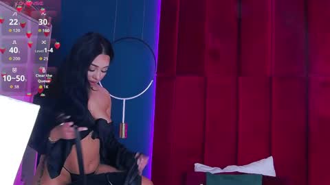 MadyLuxx online show from April 22, 2026, 6:20 pm