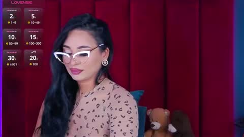 MadyLuxx online show from June 11, 2026, 7:01 pm