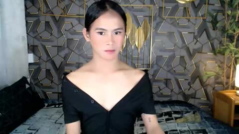 madys_core online show from December 14, 2025, 7:07 pm