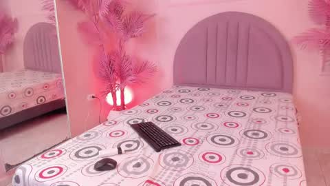 Snapshot of madyscarlett chatting on October 1, 2025, 11:49 am madyscarlett online show from October 1, 2025, 11:49 am