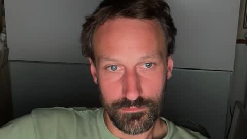 Snapshot of maenu_69 chatting on September 21, 2025, 8:21 pm maenu_69 online show from September 21, 2025, 8:21 pm