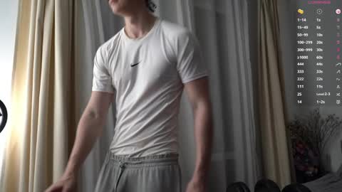 Mike XMaestro 3369 online show from April 15, 2026, 7:58 pm