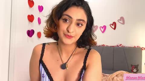 Meaves online show from February 16, 2026, 3:35 am