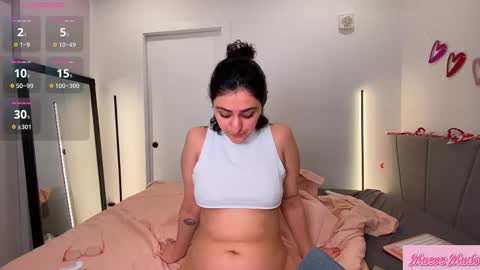 Meaves online show from March 9, 2026, 2:04 am