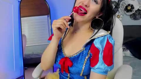 Maria Fernanda online show from October 30, 2025, 8:42 pm