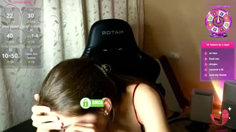 Snapshot of mag1c_eyes chatting on April 1, 2026, 8:39 pm mag1c_eyes online show from April 1, 2026, 8:39 pm