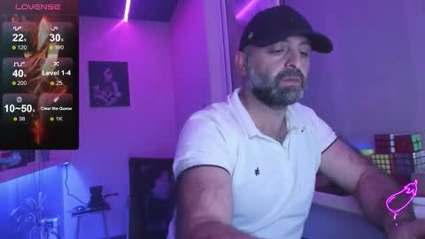 Snapshot of magabear chatting on September 12, 2025, 11:59 pm Magabear online show from September 12, 2025, 11:59 pm