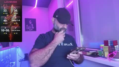 Snapshot of magabear chatting on September 19, 2025, 7:14 pm Magabear online show from September 19, 2025, 7:14 pm