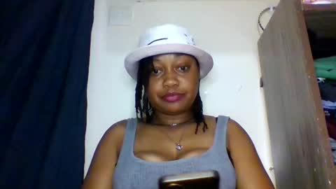 Snapshot of magdalinemus chatting on April 3, 2026, 11:52 am magdalinemus online show from April 3, 2026, 11:52 am