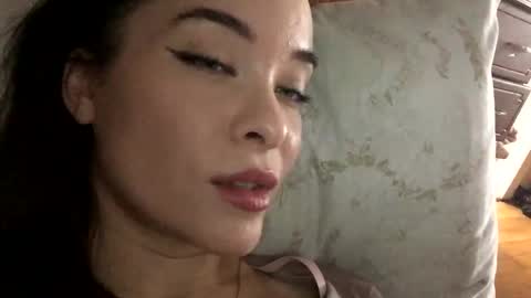 Snapshot of magggg658318 chatting on December 14, 2024, 10:45 am magggg658318 online show from December 14, 2024, 10:45 am