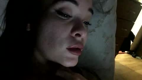Snapshot of magggg658318 chatting on December 15, 2024, 2:16 pm magggg658318 online show from December 15, 2024, 2:16 pm