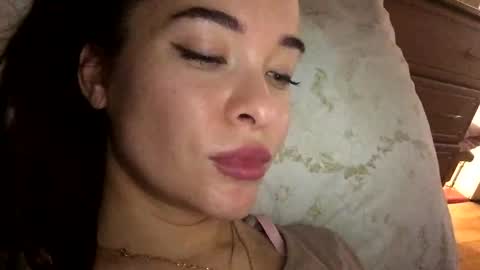 Snapshot of magggg658318 chatting on December 23, 2024, 11:04 am magggg658318 online show from December 23, 2024, 11:04 am