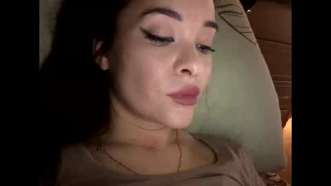 Snapshot of magggg658318 chatting on January 19, 2025, 12:06 pm magggg658318 online show from January 19, 2025, 12:06 pm