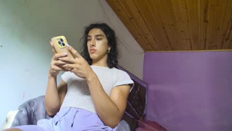 maggie_fit online show from October 14, 2025, 2:18 pm