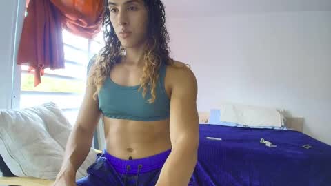 maggie_fit online show from April 27, 2026, 7:12 pm