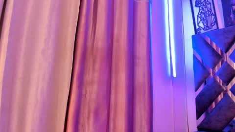 Maggie online show from September 20, 2025, 1:56 pm