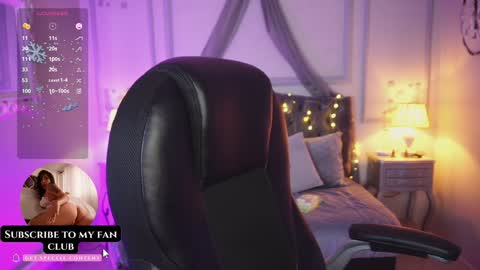 Snapshot of maggietime chatting on December 28, 2024, 8:58 pm online show from December 28, 2024, 8:58 pm