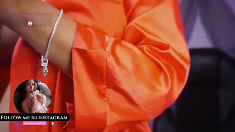 Snapshot of maggietime chatting on March 2, 2025, 2:41 am online show from March 2, 2025, 2:41 am