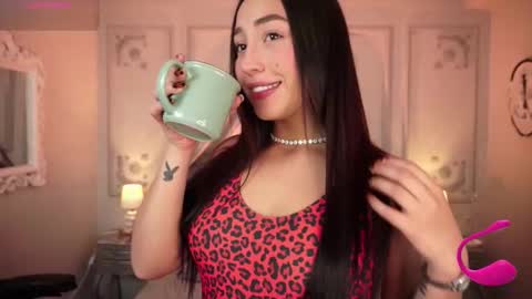 Snapshot of maggietime chatting on October 5, 2025, 9:02 pm online show from October 5, 2025, 9:02 pm