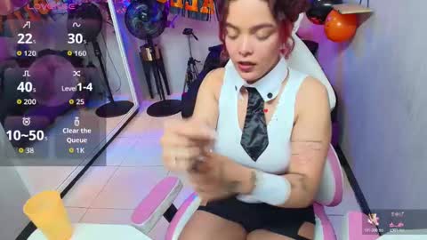 Snapshot of maggy_t18 chatting on October 31, 2025, 6:20 pm Maggy online show from October 31, 2025, 6:20 pm