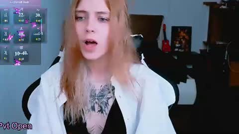 Snapshot of magic_bella chatting on July 24, 2026, 10:24 am Bella online show from July 24, 2026, 10:24 am