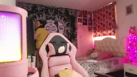 Claire online show from December 7, 2024, 8:05 pm