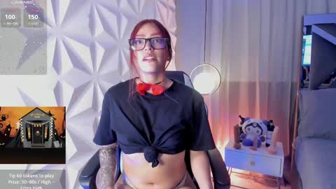 Snapshot of magic_cloeh chatting on October 7, 2025, 7:33 pm CLOEH  online show from October 7, 2025, 7:33 pm