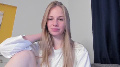 Alice  online show from November 20, 2025, 1:00 pm