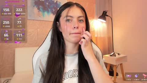 Fer online show from January 20, 2025, 9:11 pm