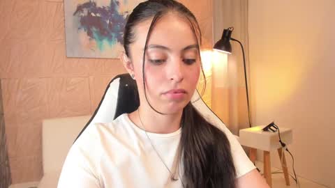 Fer online show from January 27, 2025, 9:00 pm