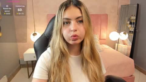 Fer online show from October 4, 2025, 10:08 pm