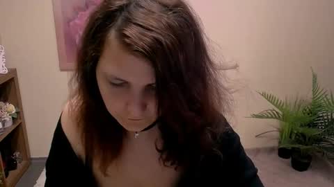 Kristy online show from May 27, 2026, 7:38 am