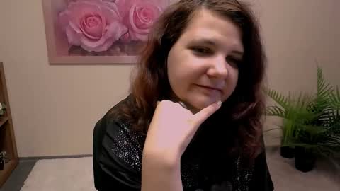 Kristy online show from May 28, 2026, 7:49 am