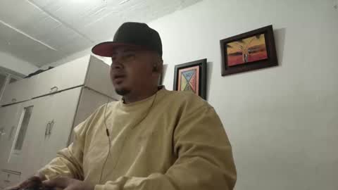 Snapshot of magic_milk23 chatting on September 28, 2025, 4:07 am magic_milk23 online show from September 28, 2025, 4:07 am