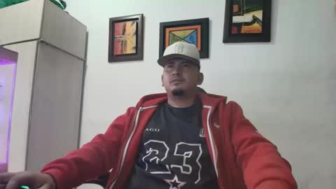 magic_milk23 online show from January 7, 2026, 11:56 am