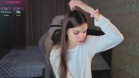 Merry online show from November 7, 2025, 1:49 am