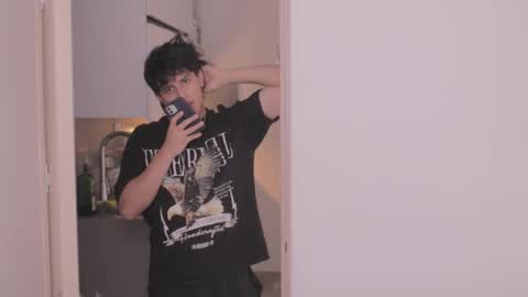 Tony Hoffa online show from November 5, 2025, 9:26 pm