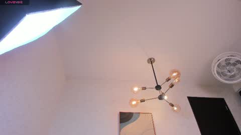 magic_zahara online show from July 7, 2026, 3:42 am
