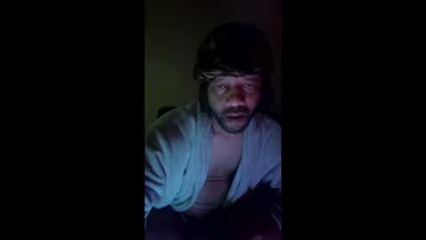 Snapshot of magicman1385 chatting on February 1, 2026, 11:36 pm magicman1385 online show from February 1, 2026, 11:36 pm