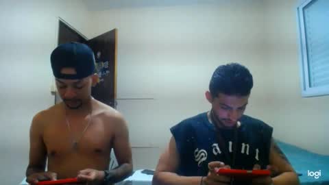 Snapshot of magico_9809 chatting on April 21, 2026, 12:01 am BRAYAN online show from April 21, 2026, 12:01 am
