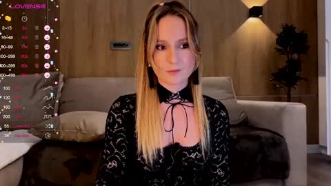 magicpeaach online show from January 30, 2025, 6:54 pm